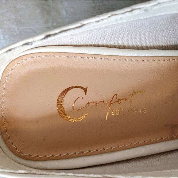 Comfort EST. 1946 Cream Pointed Toe Embroidered Western Mules Size 9M - Picture 9 of 9